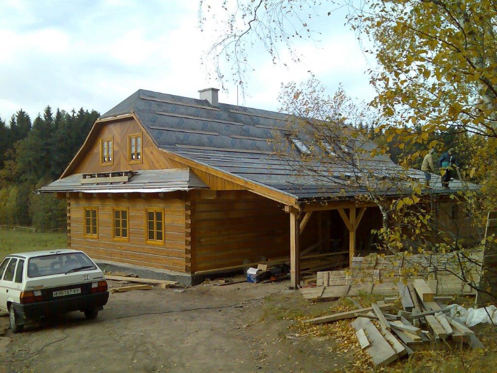 Slavkovice - novostavba roubenky