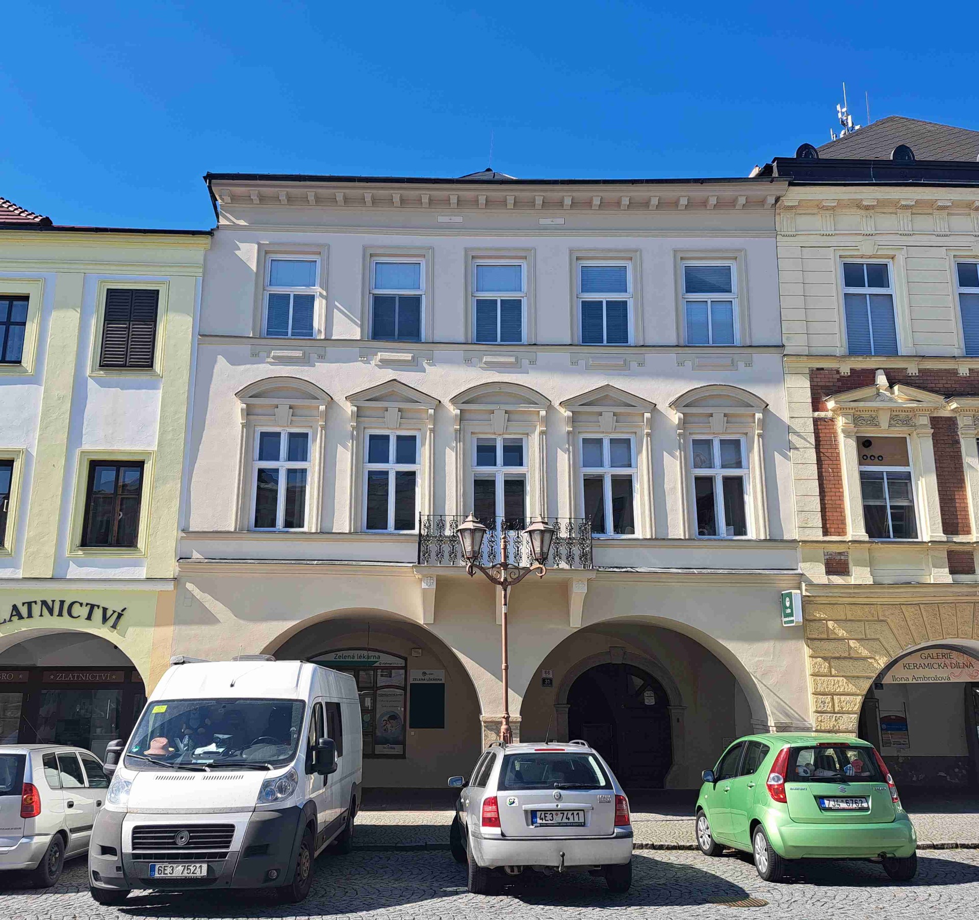 Svitavy - oprava fasády a střechy měšťanského domu